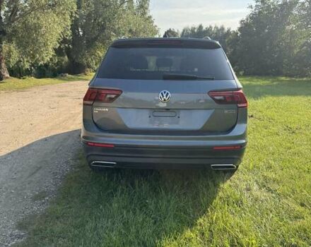 Серый Фольксваген Тигуан, объемом двигателя 1.98 л и пробегом 136 тыс. км за 17250 $, фото 4 на Automoto.ua