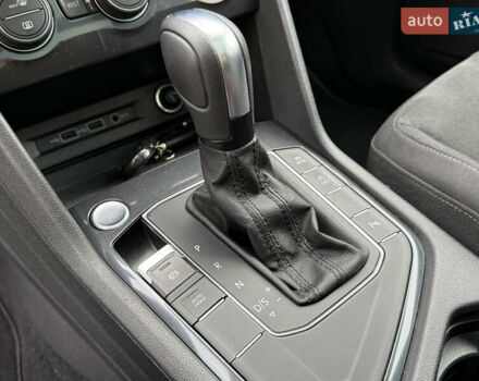 Серый Фольксваген Тигуан, объемом двигателя 2 л и пробегом 241 тыс. км за 26999 $, фото 82 на Automoto.ua