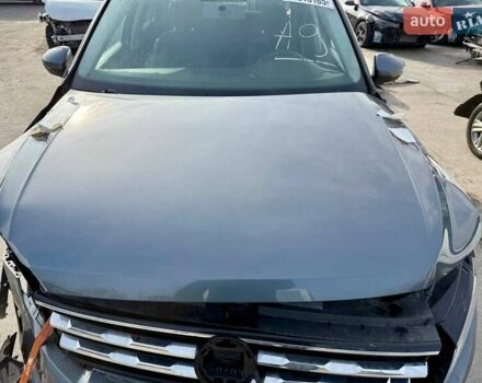 Серый Фольксваген Тигуан, объемом двигателя 2 л и пробегом 91 тыс. км за 11300 $, фото 3 на Automoto.ua