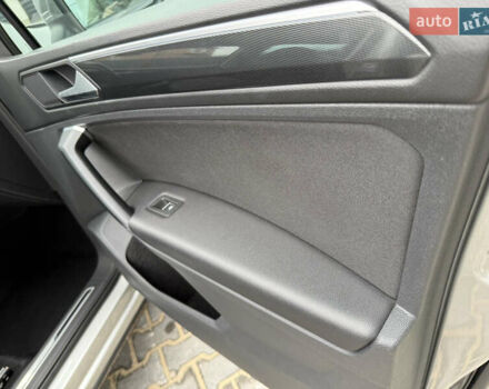 Серый Фольксваген Тигуан, объемом двигателя 2 л и пробегом 87 тыс. км за 23900 $, фото 93 на Automoto.ua