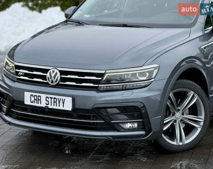 Серый Фольксваген Тигуан, объемом двигателя 2 л и пробегом 241 тыс. км за 26999 $, фото 10 на Automoto.ua