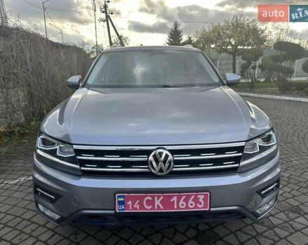 Сірий Фольксваген Тігуан, об'ємом двигуна 2 л та пробігом 84 тис. км за 18500 $, фото 7 на Automoto.ua