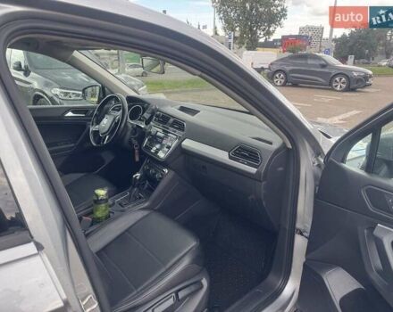 Сірий Фольксваген Тігуан, об'ємом двигуна 1.98 л та пробігом 171 тис. км за 20500 $, фото 23 на Automoto.ua