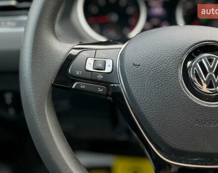 Серый Фольксваген Тигуан, объемом двигателя 2 л и пробегом 53 тыс. км за 19650 $, фото 19 на Automoto.ua