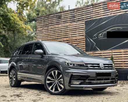 Сірий Фольксваген Тігуан, об'ємом двигуна 1.98 л та пробігом 230 тис. км за 27700 $, фото 5 на Automoto.ua