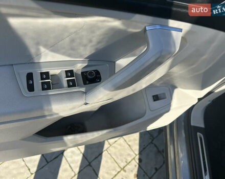 Серый Фольксваген Тигуан, объемом двигателя 2 л и пробегом 212 тыс. км за 26500 $, фото 14 на Automoto.ua