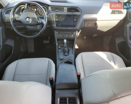 Серый Фольксваген Тигуан, объемом двигателя 2 л и пробегом 111 тыс. км за 4300 $, фото 7 на Automoto.ua