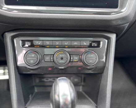 Серый Фольксваген Тигуан, объемом двигателя 2 л и пробегом 100 тыс. км за 24999 $, фото 21 на Automoto.ua