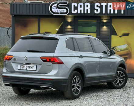 Сірий Фольксваген Тігуан, об'ємом двигуна 2 л та пробігом 62 тис. км за 21500 $, фото 19 на Automoto.ua