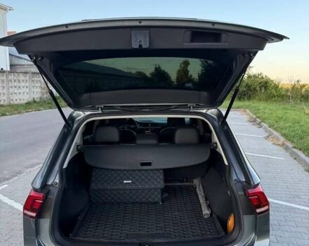 Серый Фольксваген Тигуан, объемом двигателя 1.98 л и пробегом 125 тыс. км за 24200 $, фото 21 на Automoto.ua