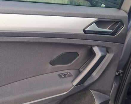 Серый Фольксваген Тигуан, объемом двигателя 1.98 л и пробегом 90 тыс. км за 25800 $, фото 13 на Automoto.ua