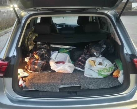 Серый Фольксваген Тигуан, объемом двигателя 2 л и пробегом 73 тыс. км за 21000 $, фото 4 на Automoto.ua