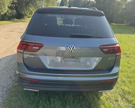 Серый Фольксваген Тигуан, объемом двигателя 1.98 л и пробегом 136 тыс. км за 17250 $, фото 3 на Automoto.ua