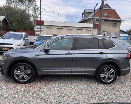 Серый Фольксваген Тигуан, объемом двигателя 2 л и пробегом 100 тыс. км за 24999 $, фото 4 на Automoto.ua