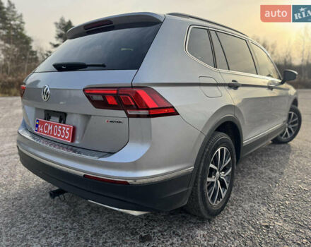 Серый Фольксваген Тигуан, объемом двигателя 1.98 л и пробегом 110 тыс. км за 17900 $, фото 39 на Automoto.ua