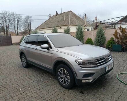 Серый Фольксваген Тигуан, объемом двигателя 2 л и пробегом 109 тыс. км за 21000 $, фото 9 на Automoto.ua