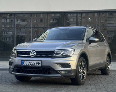 Серый Фольксваген Тигуан, объемом двигателя 1.98 л и пробегом 72 тыс. км за 23900 $, фото 23 на Automoto.ua
