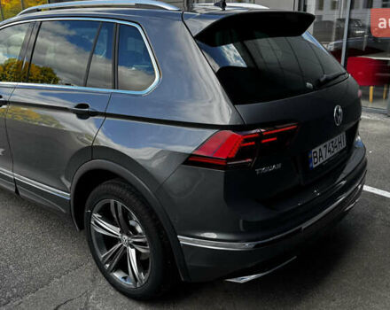 Серый Фольксваген Тигуан, объемом двигателя 1.98 л и пробегом 76 тыс. км за 32000 $, фото 7 на Automoto.ua