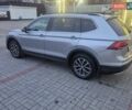 Серый Фольксваген Тигуан, объемом двигателя 1.98 л и пробегом 73 тыс. км за 21000 $, фото 2 на Automoto.ua