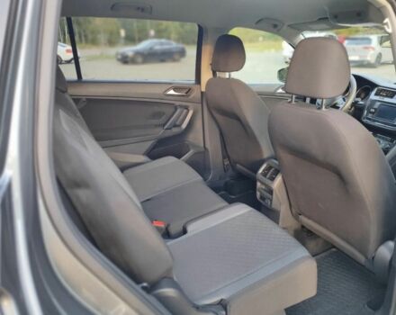 Серый Фольксваген Тигуан, объемом двигателя 2 л и пробегом 140 тыс. км за 9700 $, фото 13 на Automoto.ua