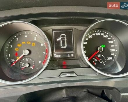 Серый Фольксваген Тигуан, объемом двигателя 2 л и пробегом 91 тыс. км за 11300 $, фото 34 на Automoto.ua