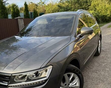 Серый Фольксваген Тигуан, объемом двигателя 1.97 л и пробегом 76 тыс. км за 28000 $, фото 1 на Automoto.ua