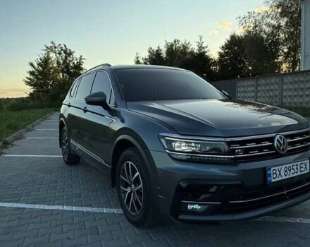 Серый Фольксваген Тигуан, объемом двигателя 1.98 л и пробегом 125 тыс. км за 24200 $, фото 29 на Automoto.ua