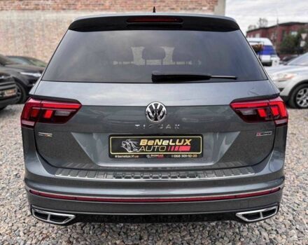 Серый Фольксваген Тигуан, объемом двигателя 2 л и пробегом 100 тыс. км за 24999 $, фото 8 на Automoto.ua