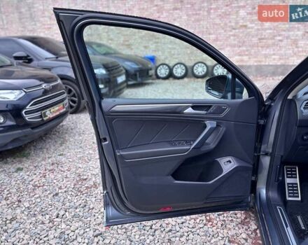 Серый Фольксваген Тигуан, объемом двигателя 1.98 л и пробегом 101 тыс. км за 24999 $, фото 24 на Automoto.ua