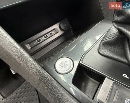 Серый Фольксваген Тигуан, объемом двигателя 2 л и пробегом 250 тыс. км за 27500 $, фото 48 на Automoto.ua