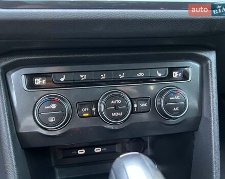 Серый Фольксваген Тигуан, объемом двигателя 1.98 л и пробегом 28 тыс. км за 17800 $, фото 42 на Automoto.ua