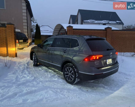 Серый Фольксваген Тигуан, объемом двигателя 2 л и пробегом 27 тыс. км за 26000 $, фото 6 на Automoto.ua