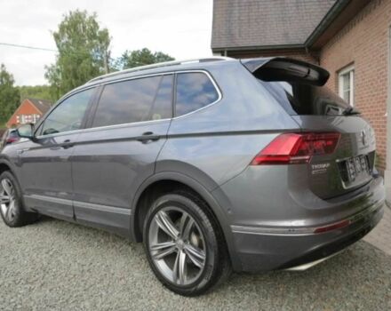 Сірий Фольксваген Тігуан, об'ємом двигуна 2 л та пробігом 35 тис. км за 21000 $, фото 4 на Automoto.ua