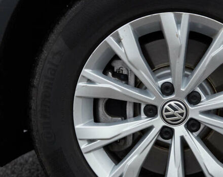 Серый Фольксваген Тигуан, объемом двигателя 1.98 л и пробегом 35 тыс. км за 17200 $, фото 6 на Automoto.ua