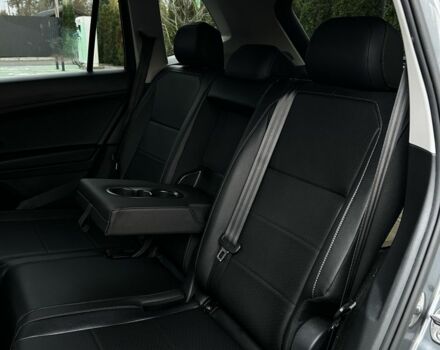 Серый Фольксваген Тигуан, объемом двигателя 2 л и пробегом 98 тыс. км за 22000 $, фото 7 на Automoto.ua