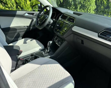 Серый Фольксваген Тигуан, объемом двигателя 2 л и пробегом 109 тыс. км за 16900 $, фото 8 на Automoto.ua