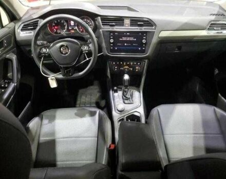 Сірий Фольксваген Тігуан, об'ємом двигуна 2 л та пробігом 78 тис. км за 5000 $, фото 7 на Automoto.ua