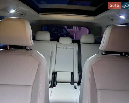 Серый Фольксваген Тигуан, объемом двигателя 2 л и пробегом 27 тыс. км за 26000 $, фото 12 на Automoto.ua