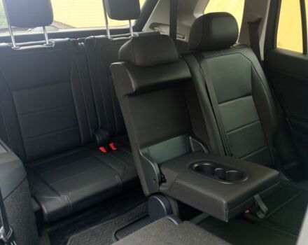 Серый Фольксваген Тигуан, объемом двигателя 2 л и пробегом 22 тыс. км за 19734 $, фото 6 на Automoto.ua