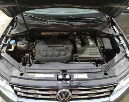 Сірий Фольксваген Тігуан, об'ємом двигуна 2 л та пробігом 78 тис. км за 5000 $, фото 11 на Automoto.ua