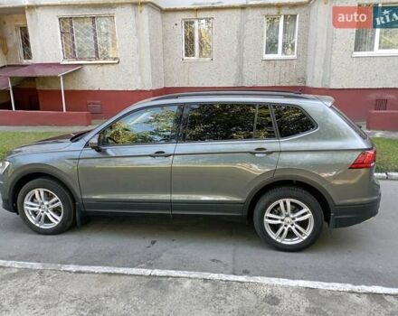 Сірий Фольксваген Тігуан, об'ємом двигуна 1.98 л та пробігом 86 тис. км за 17999 $, фото 9 на Automoto.ua