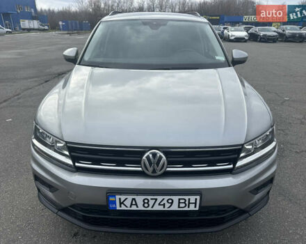 Серый Фольксваген Тигуан, объемом двигателя 1.97 л и пробегом 110 тыс. км за 24999 $, фото 1 на Automoto.ua