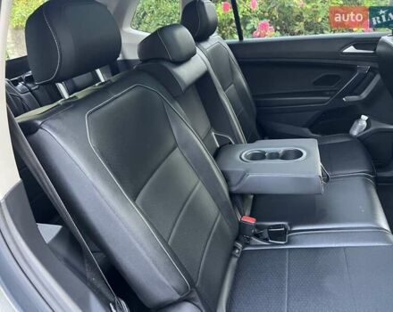 Серый Фольксваген Тигуан, объемом двигателя 1.98 л и пробегом 28 тыс. км за 17800 $, фото 49 на Automoto.ua