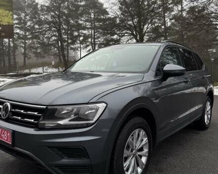 Сірий Фольксваген Тігуан, об'ємом двигуна 1.98 л та пробігом 87 тис. км за 16600 $, фото 2 на Automoto.ua