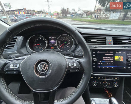 Сірий Фольксваген Тігуан, об'ємом двигуна 1.98 л та пробігом 128 тис. км за 18700 $, фото 13 на Automoto.ua