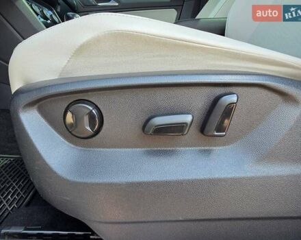 Серый Фольксваген Тигуан, объемом двигателя 1.98 л и пробегом 95 тыс. км за 21200 $, фото 3 на Automoto.ua