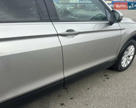 Серый Фольксваген Тигуан, объемом двигателя 1.97 л и пробегом 110 тыс. км за 24999 $, фото 24 на Automoto.ua