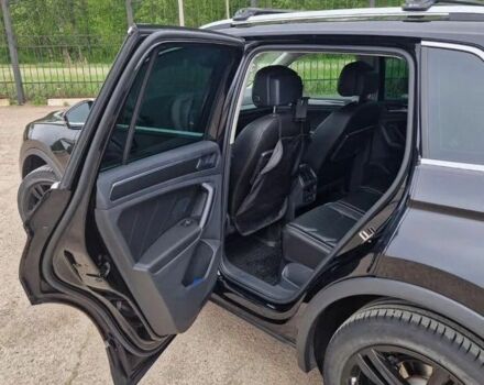 Серый Фольксваген Тигуан, объемом двигателя 2 л и пробегом 97 тыс. км за 11000 $, фото 7 на Automoto.ua