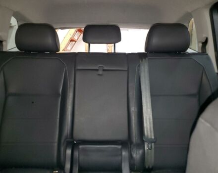 Сірий Фольксваген Тігуан, об'ємом двигуна 2 л та пробігом 138 тис. км за 11400 $, фото 9 на Automoto.ua