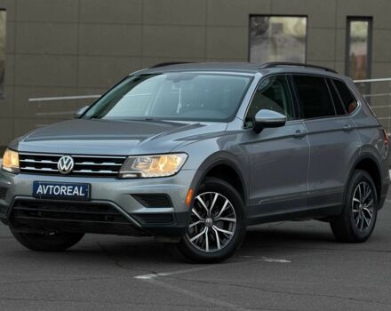 Серый Фольксваген Тигуан, объемом двигателя 2 л и пробегом 103 тыс. км за 19000 $, фото 1 на Automoto.ua